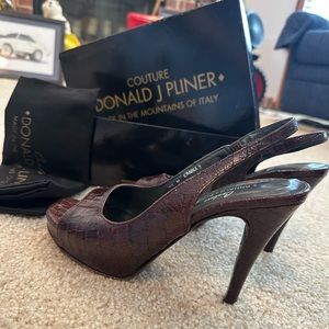 Donald Pliner platform heels Brown Antique/Gator 8.5